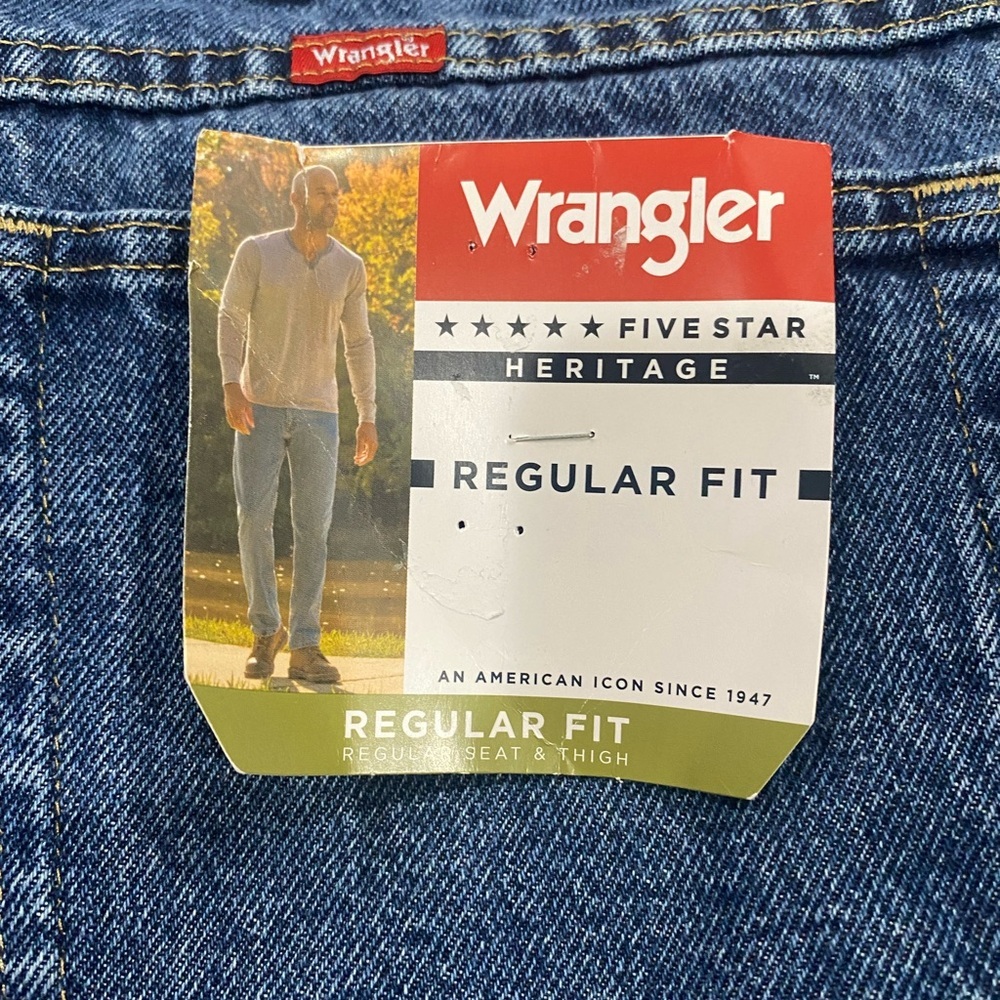 Wrangler Blue Relaxed Fit Jeans Classic Denim- Size men’s 44x30 (NWT) - Picture 9 of 10
